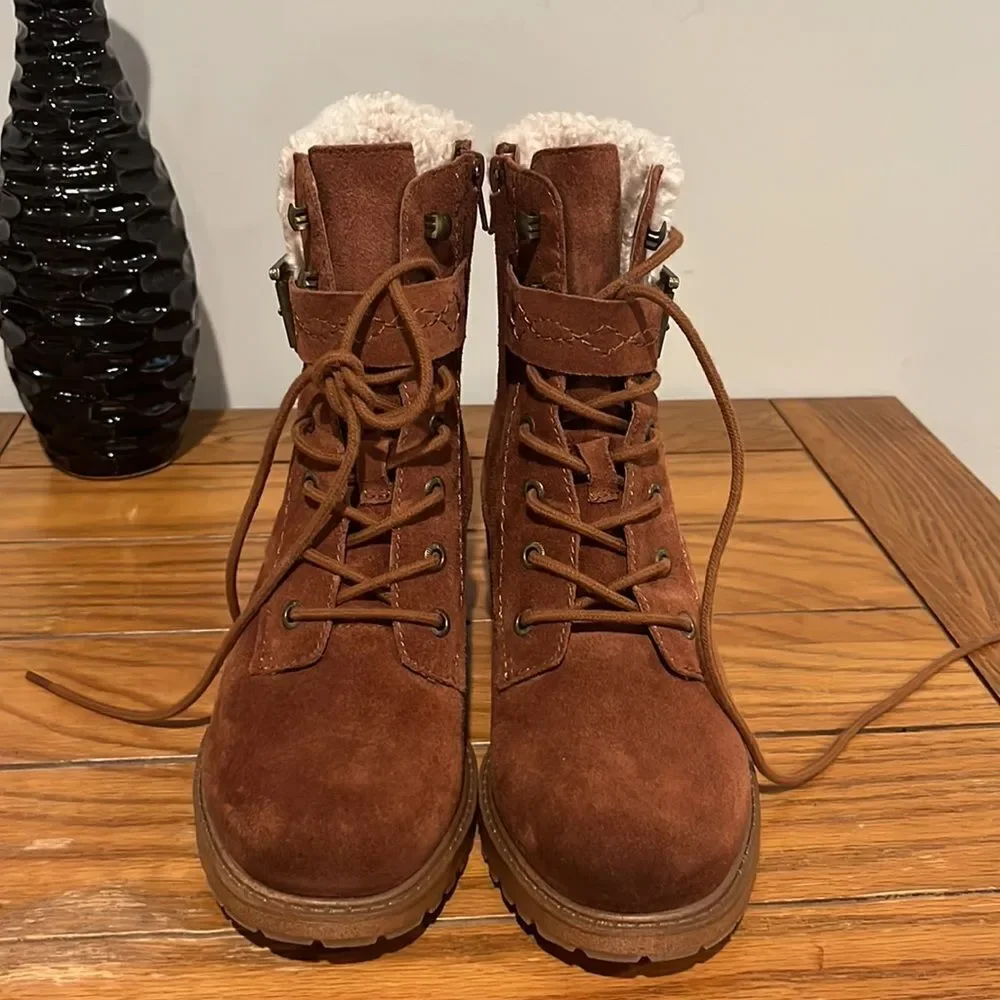 Zodiac Gemma-Fur Booties size 8.5.